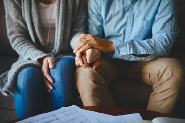 Tùy từng trường hợp thì việc mơ thấy bạn cũ sẽ nói lên nhiều điều